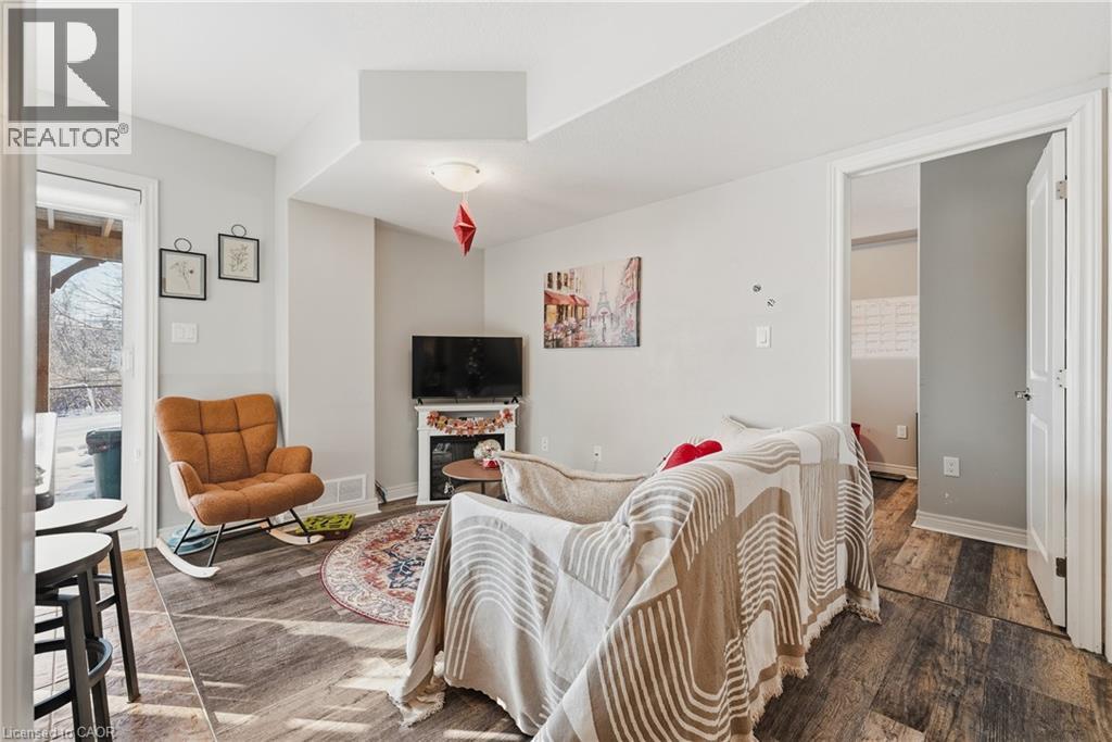 23 DOON CREEK Street thumbnail 23