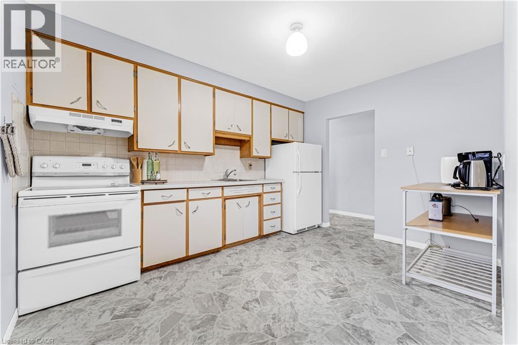 58 BRANDON Avenue thumbnail 31