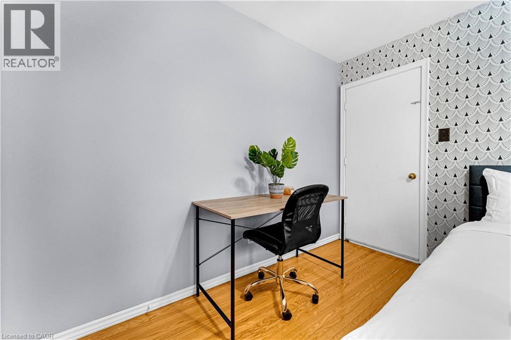 58 BRANDON Avenue thumbnail 38