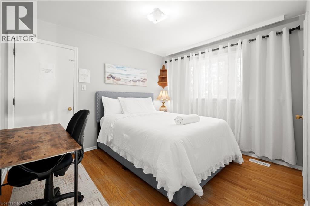 58 BRANDON Avenue thumbnail 32