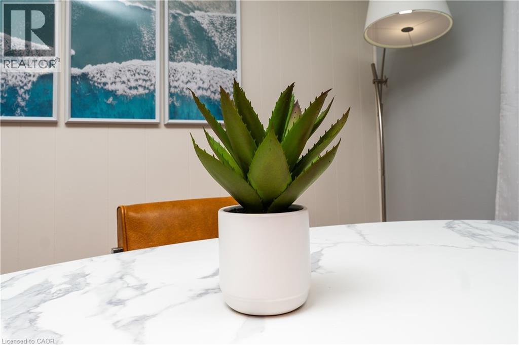 58 BRANDON Avenue thumbnail 40