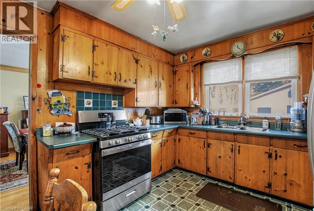 39 HENRY Street thumbnail 11