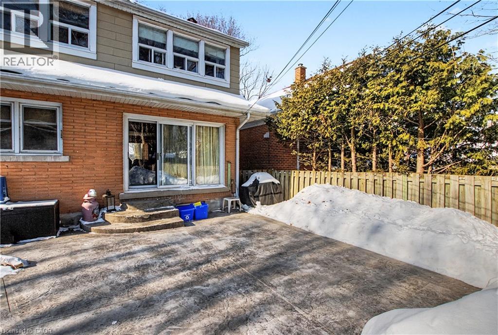 39 HENRY Street thumbnail 32