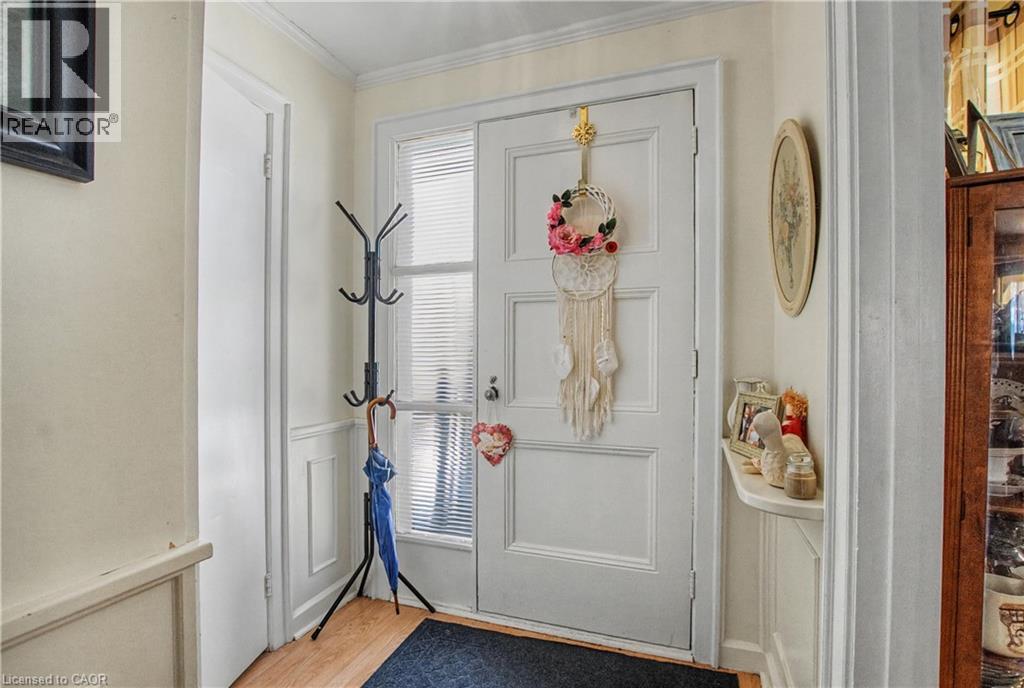 39 HENRY Street thumbnail 4