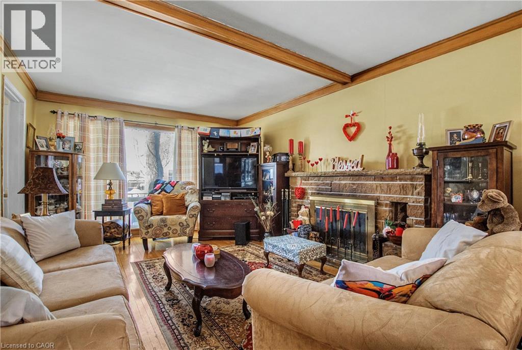 39 HENRY Street thumbnail 5