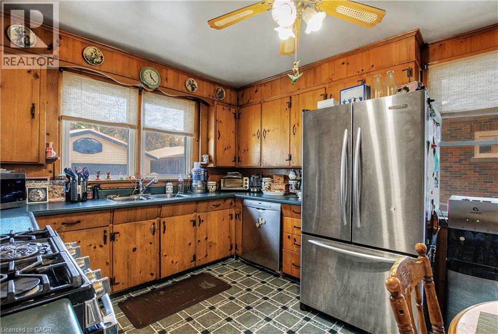 39 HENRY Street thumbnail 9