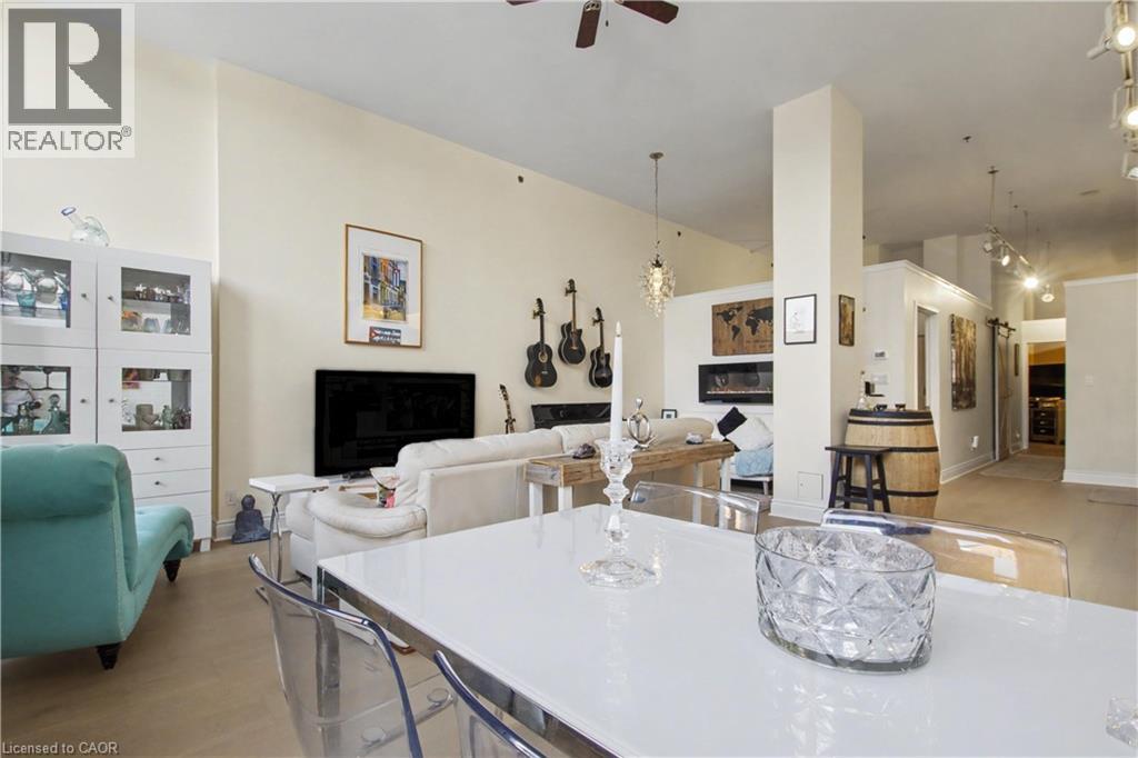 276 W KING Street W Unit# 213 thumbnail 5