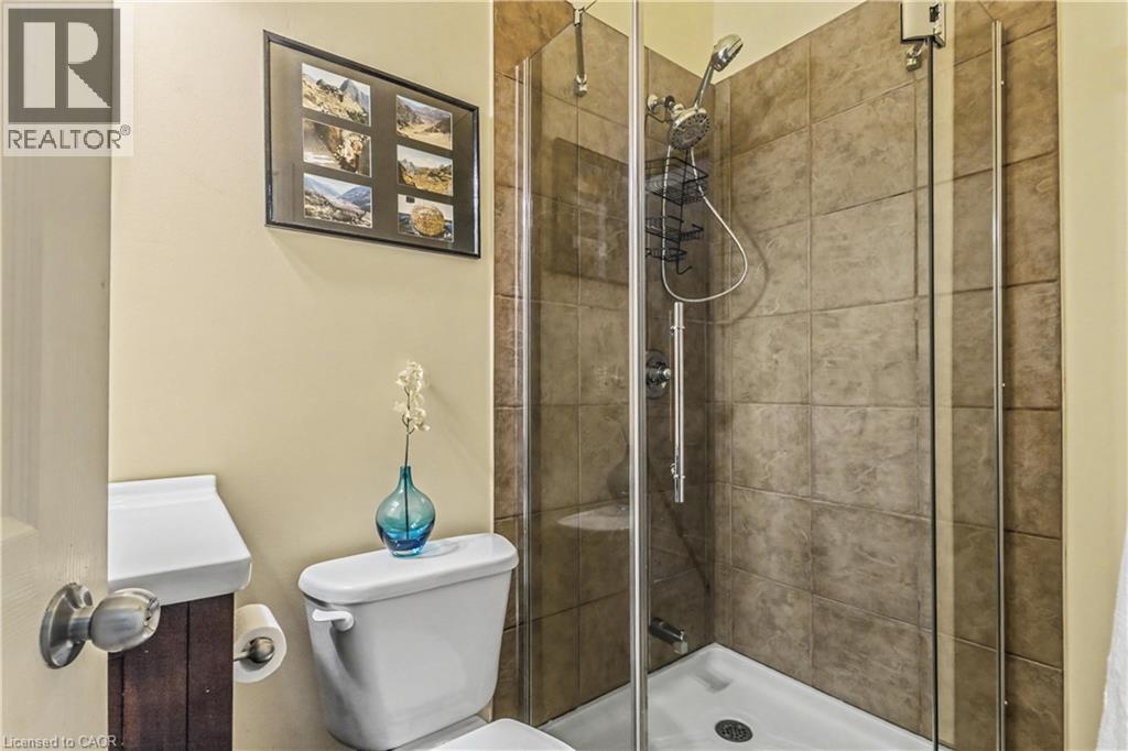 276 W KING Street W Unit# 213 thumbnail 15