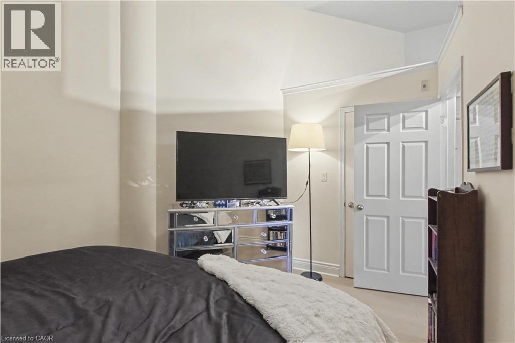 276 W KING Street W Unit# 213 thumbnail 18