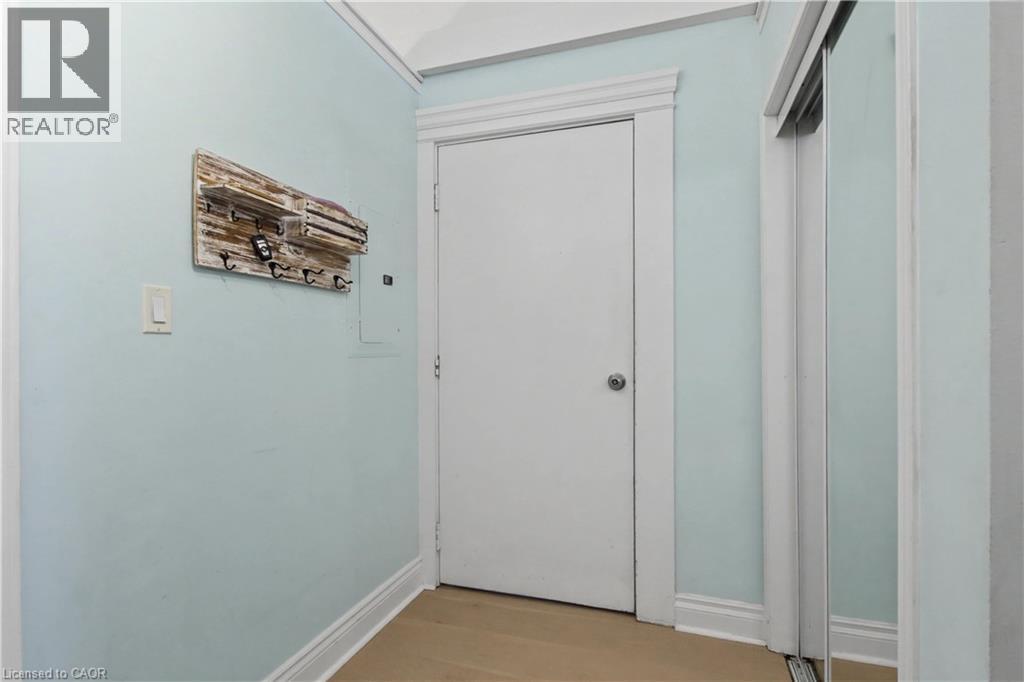 276 W KING Street W Unit# 213 thumbnail 19