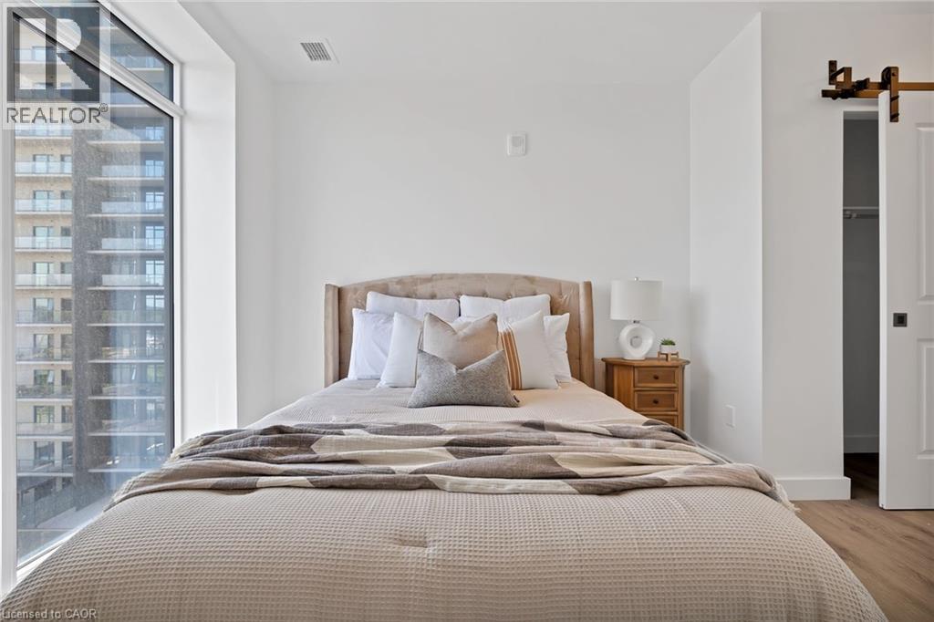 50 GRAND Avenue S Unit# 1702 thumbnail 17