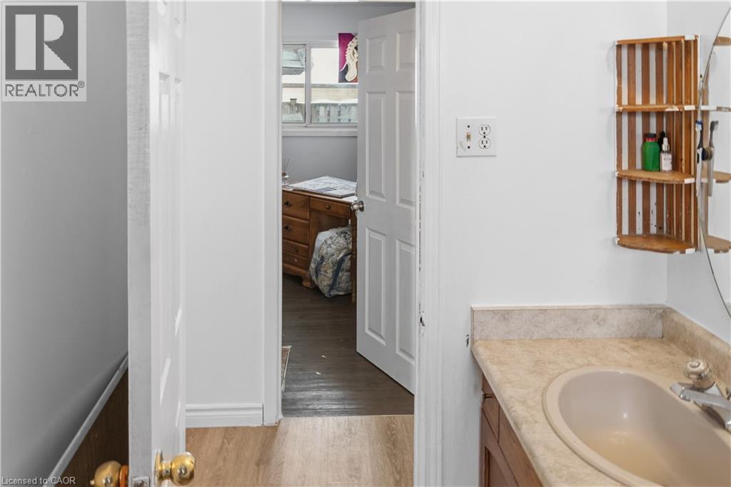 52 RUBY Street thumbnail 25