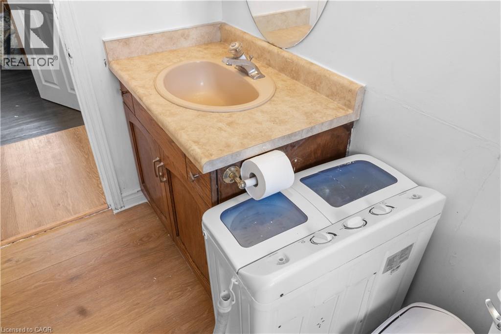 52 RUBY Street thumbnail 26