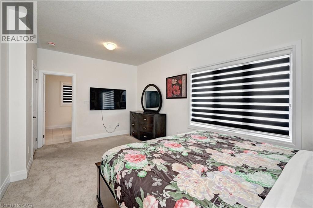 520 NATHALIE Crescent thumbnail 19