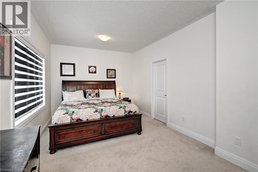 520 NATHALIE Crescent thumbnail 21