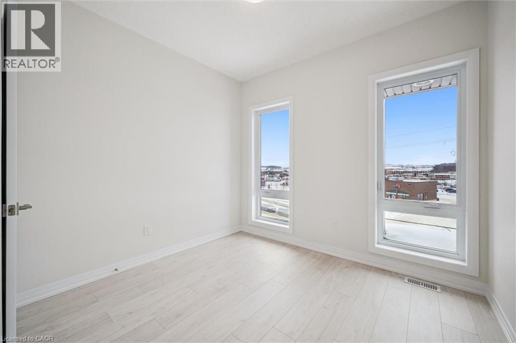 525 ERINBROOK Drive Unit# C062 thumbnail 19