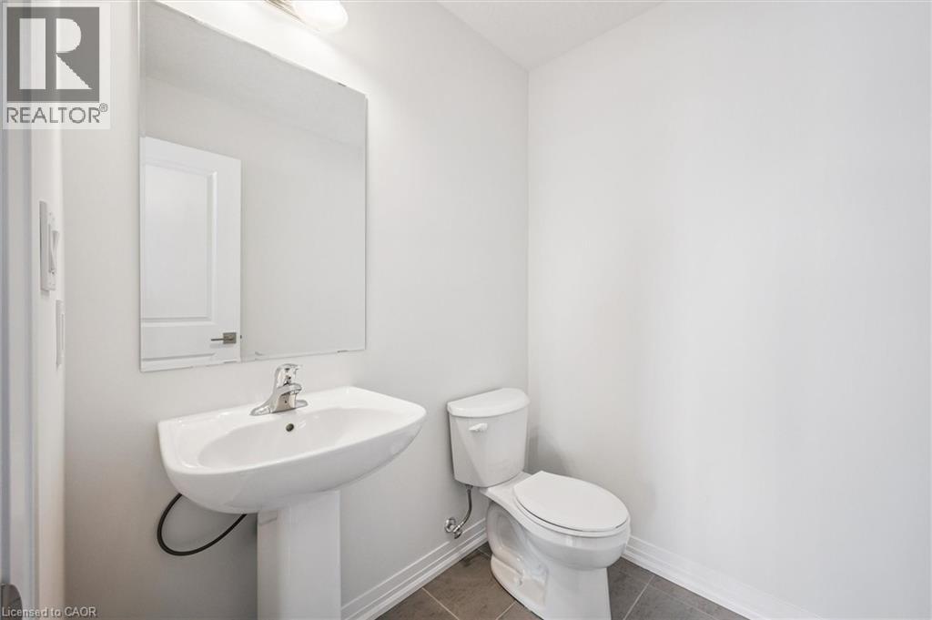 525 ERINBROOK Drive Unit# C062 thumbnail 14