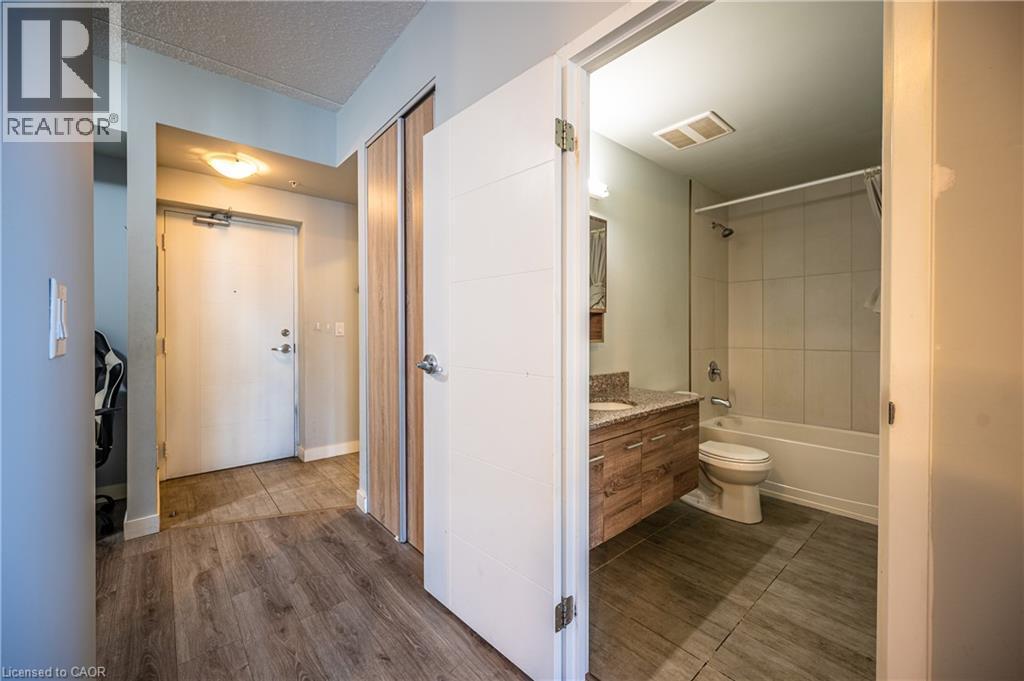 318 SPRUCE Street Unit# 1106 thumbnail 9