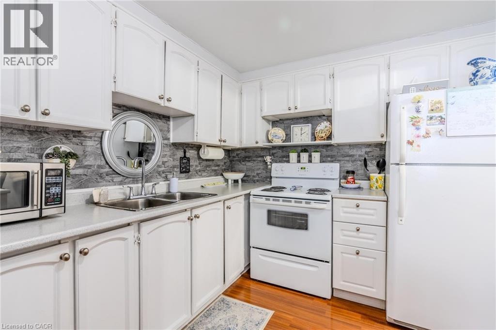 523 PARKVIEW Crescent Unit# 9 thumbnail 11