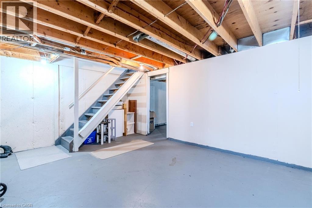 523 PARKVIEW Crescent Unit# 9 thumbnail 31