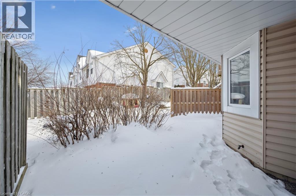 205 HIGHLAND Crescent Unit# 35 thumbnail 16