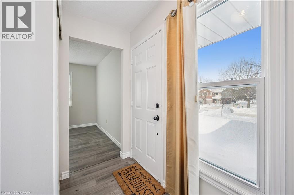 205 HIGHLAND Crescent Unit# 35 thumbnail 3