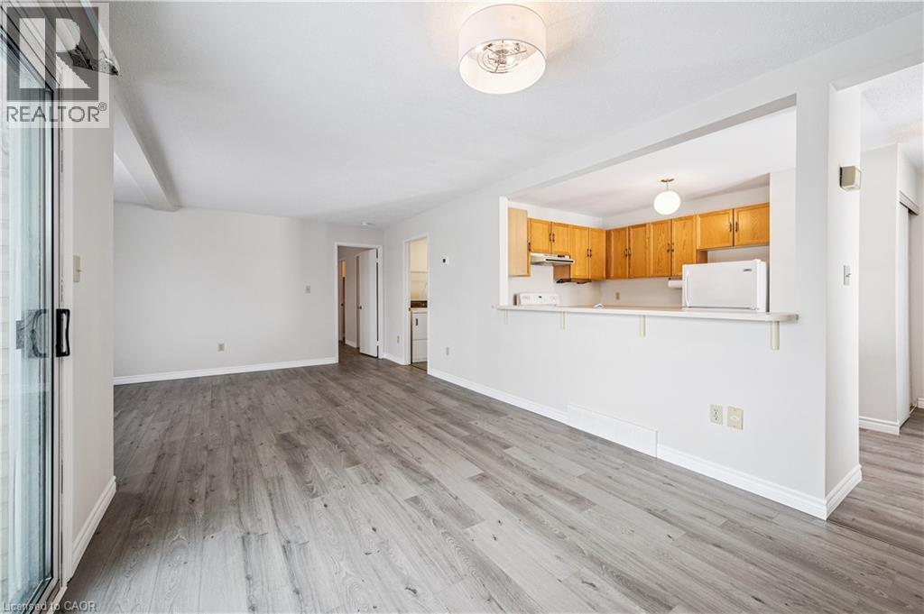 205 HIGHLAND Crescent Unit# 35 thumbnail 8