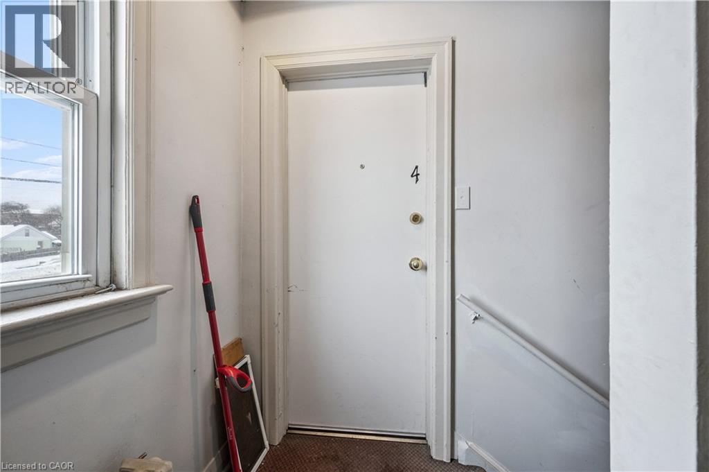 121 HESPELER Road thumbnail 21