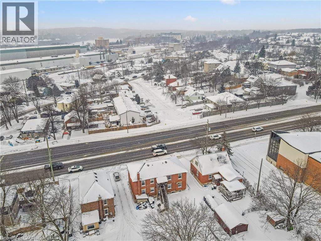 121 HESPELER Road thumbnail 4