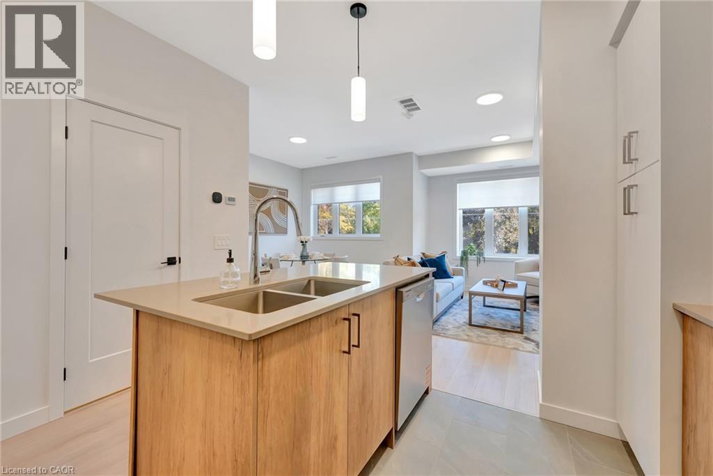 33 MILL Street thumbnail 10