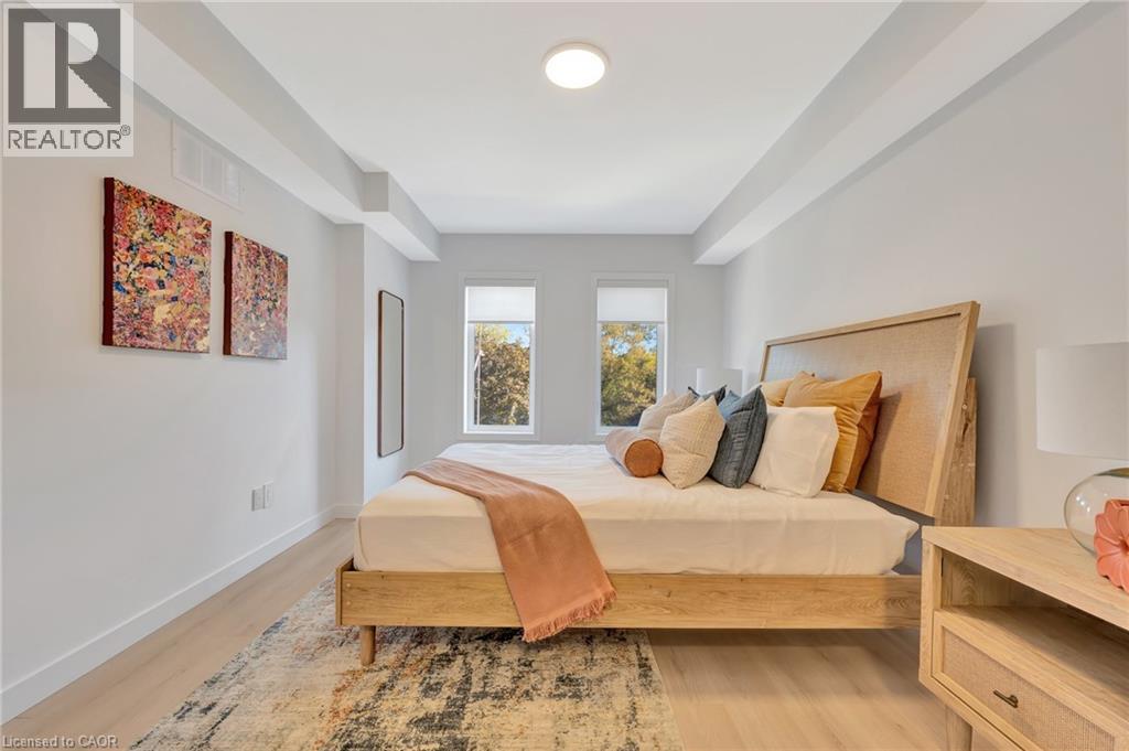 33 MILL Street thumbnail 20