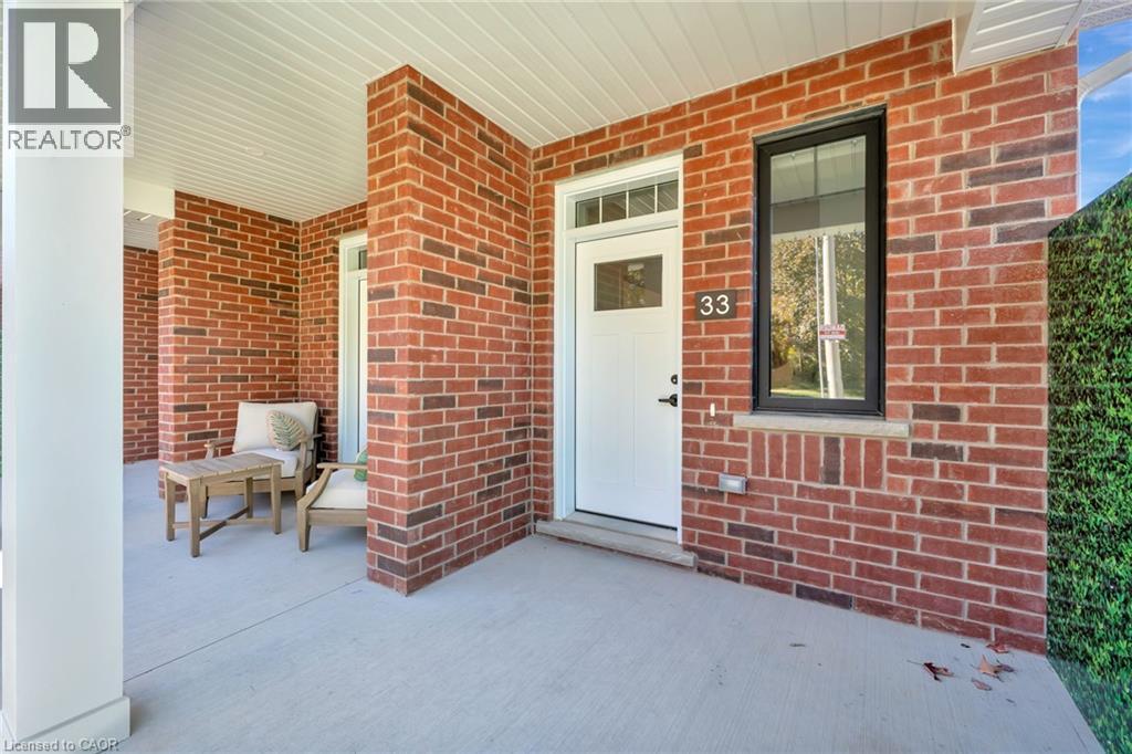 33 MILL Street thumbnail 3