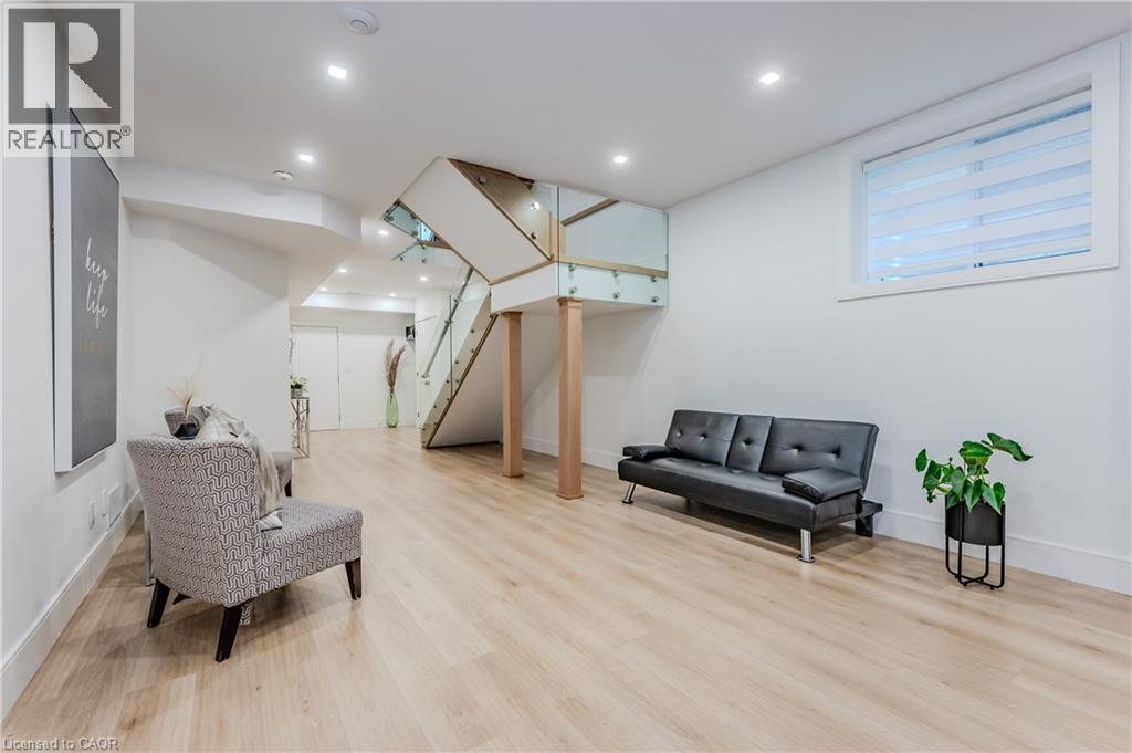 320 OTTERBEIN Road thumbnail 33