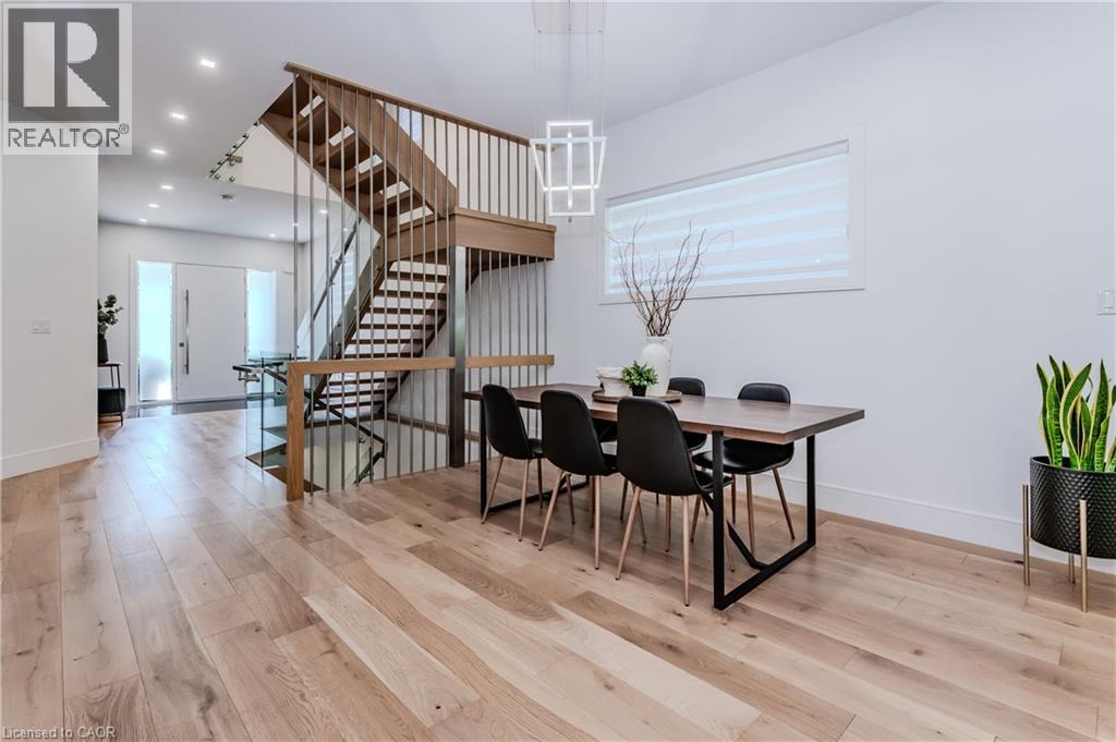 320 OTTERBEIN Road thumbnail 8