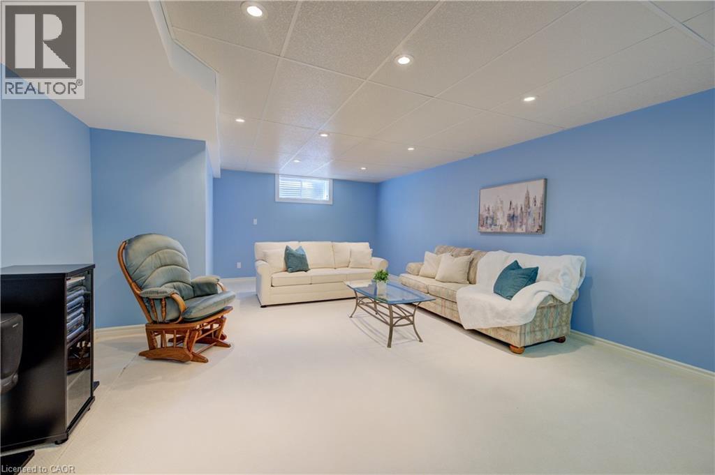 59 DEVONSHIRE Drive thumbnail 32