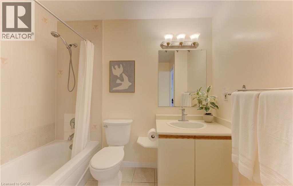 65 HIGHLAND Crescent Unit# 204 thumbnail 9