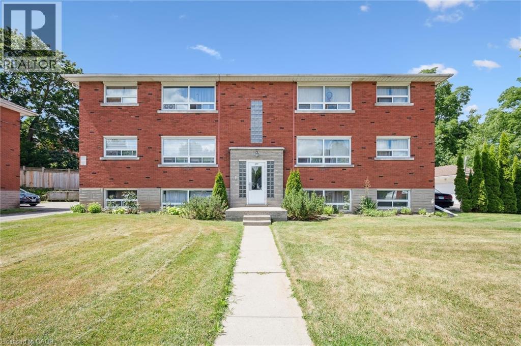 275-279 HERBERT Street thumbnail 5