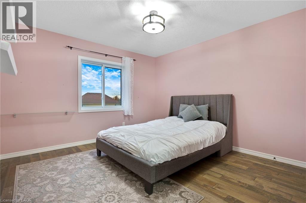 139 FERRIS Drive thumbnail 19