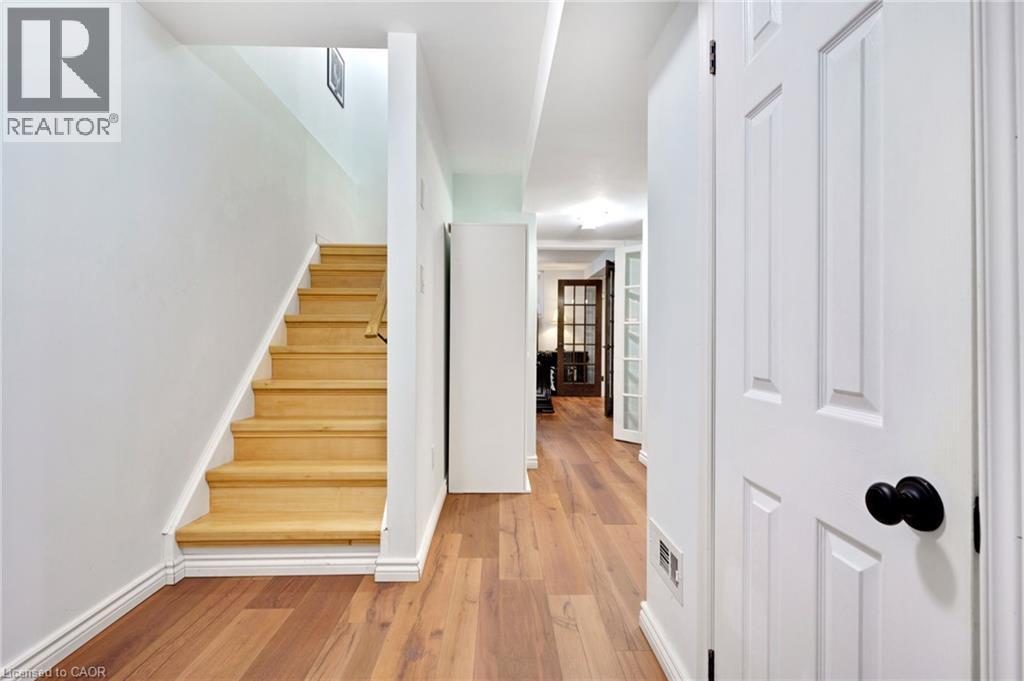 139 FERRIS Drive thumbnail 27