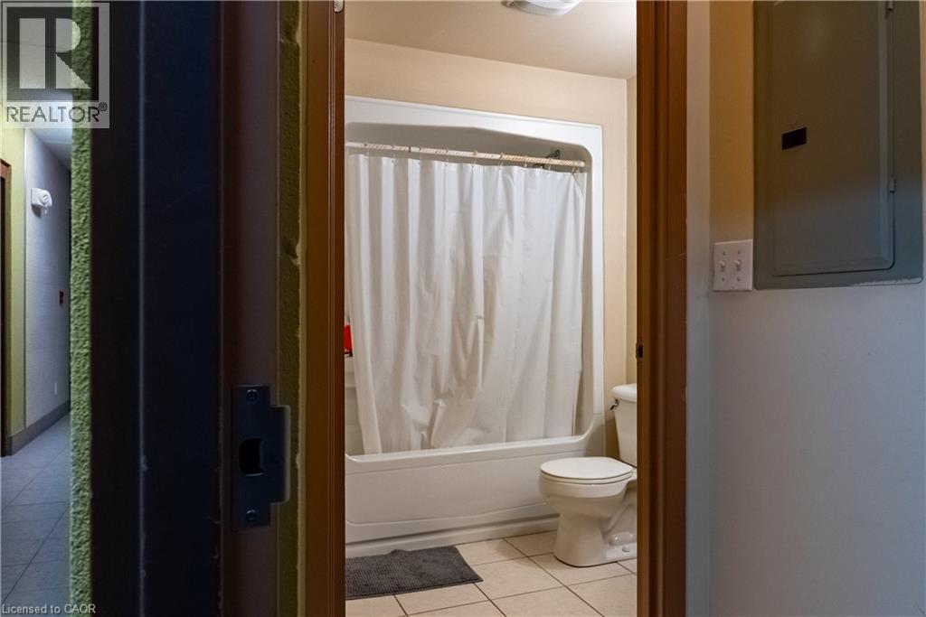 253 LESTER Street Unit# 402 thumbnail 13