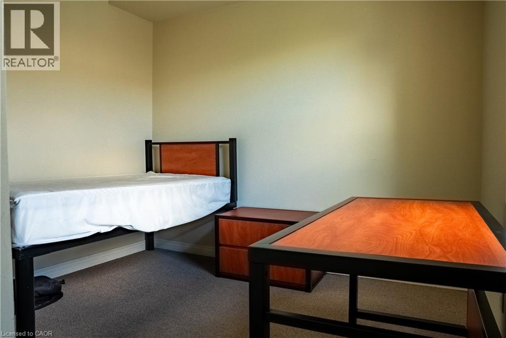 253 LESTER Street Unit# 402 thumbnail 9