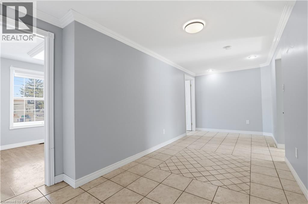 1270 KING Street E thumbnail 21