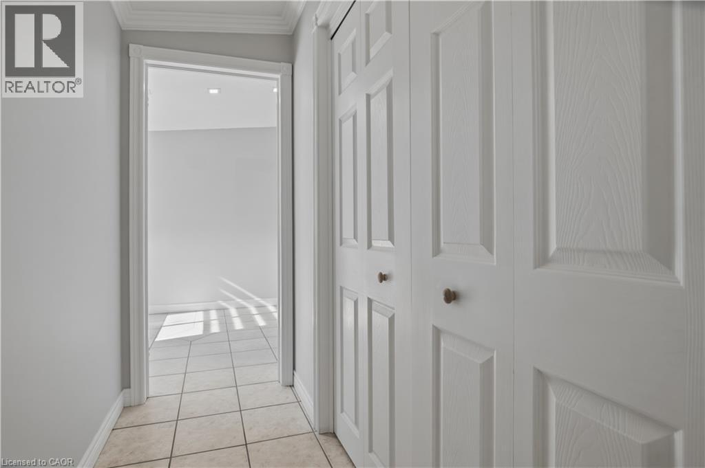 1270 KING Street E thumbnail 30