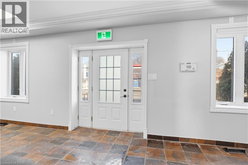 1270 KING Street E thumbnail 7