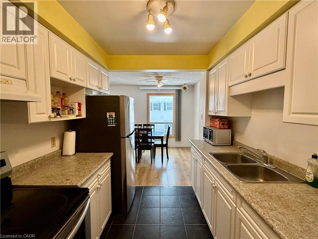 427 KEATS Way Unit# 2 thumbnail 12