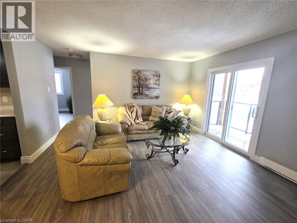 565 GREENFIELD Avenue Unit# 106 thumbnail 21