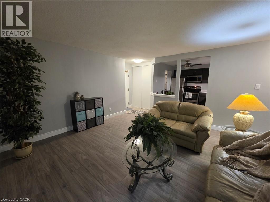 565 GREENFIELD Avenue Unit# 106 thumbnail 18