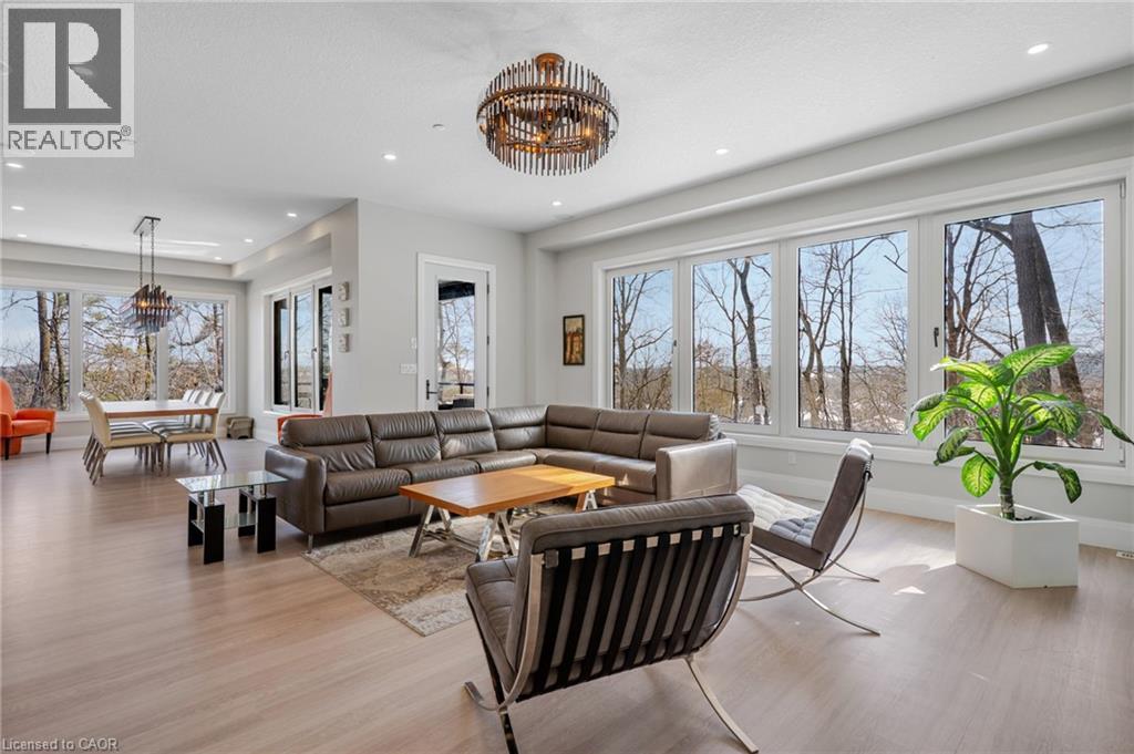 111 GRAND RIDGE Drive thumbnail 10