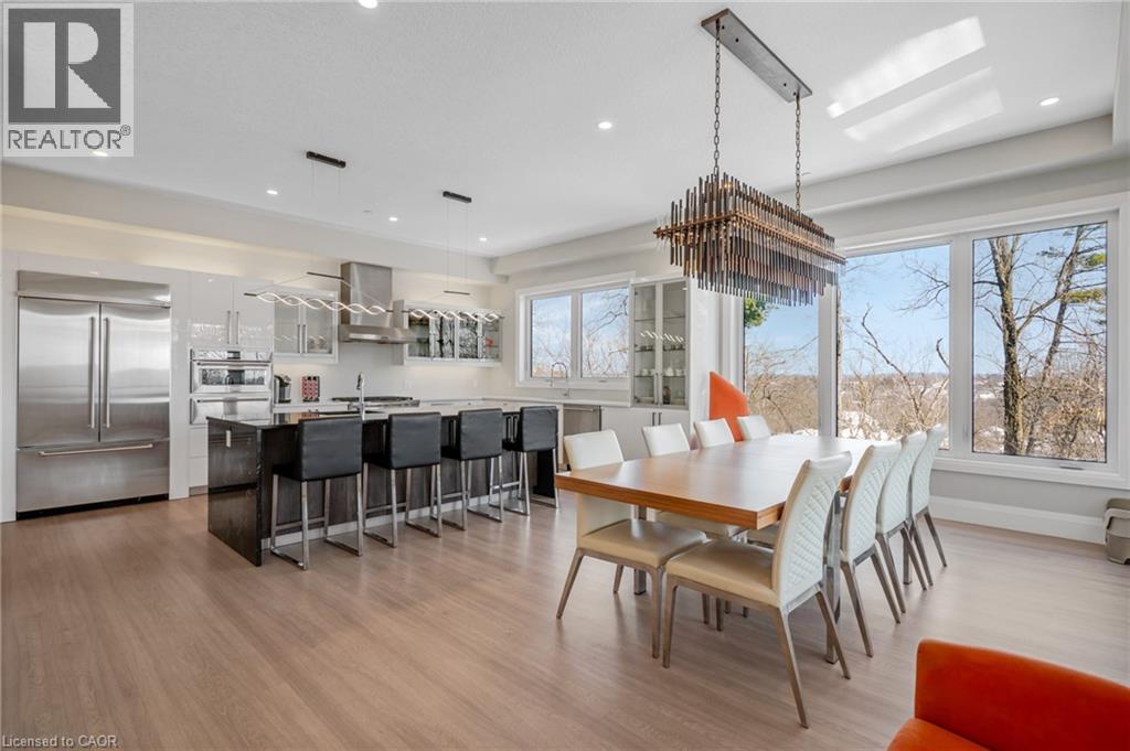 111 GRAND RIDGE Drive thumbnail 15