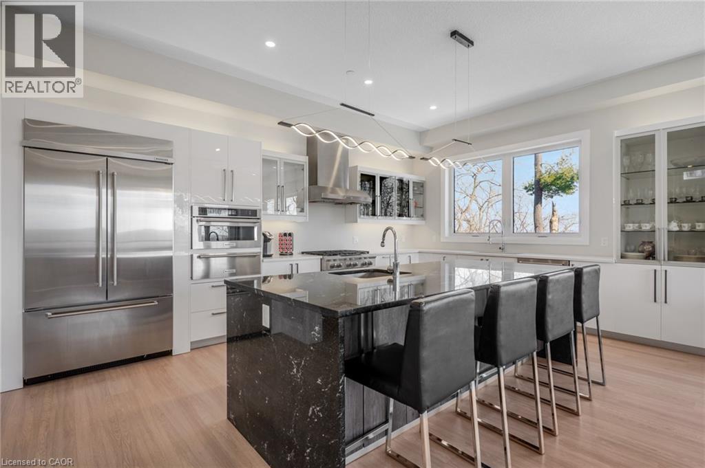 111 GRAND RIDGE Drive thumbnail 16